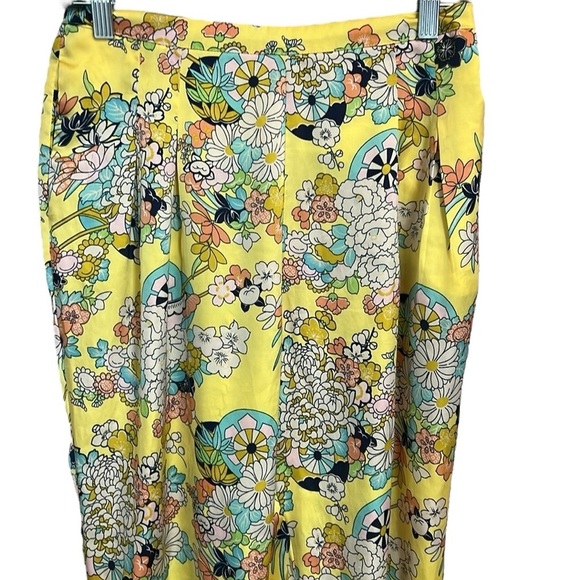 Traffic People Floral Retro Silky Pants - Picture 2 of 6